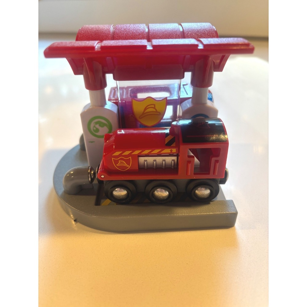 BRIO World Fire Rescue Gas Station Fire Engine Train Set 3010 2030 Wooden - Picture 5 of 8